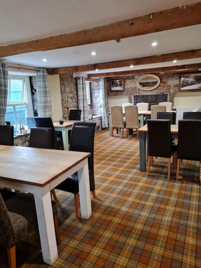 Peak District, The Greyhound Inn, Warslow Circa 1750 エクステリア 写真